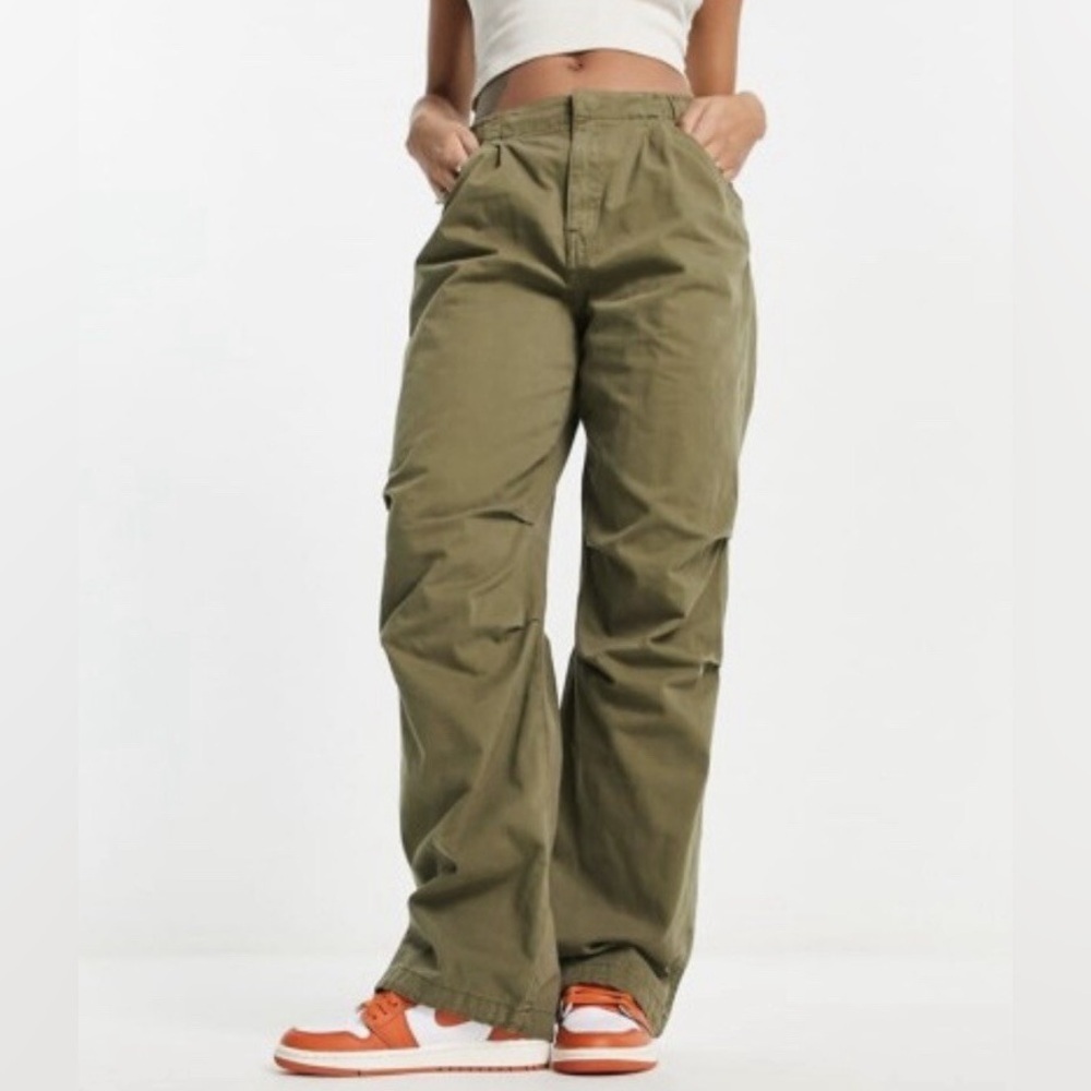 NWT Bershka parachute tech pants khaki